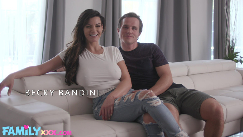 New Sensations: Hot For StepMom - Wawancara