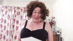 Dirty Doctors Clips - Solo Mature Playtime: Schwarz-weiß-kleid