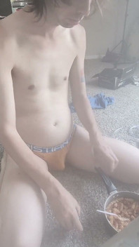 La barriga se llena de pasta, el vientre hace ruido