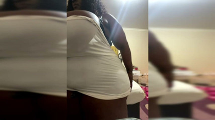 Legendary Booty Overdose: Cewek semok kulit hitam lagi asik bugil