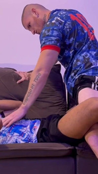 Amigos Se Pegando Depois Do Futebol