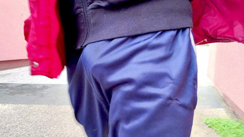 MrMagicDevil: Kolla Hur Det Är Den Som Dyker Upp... Skamlöst. Och Jag Är...