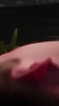 Voorbij gaten scène-4_twink vrienden neuken elkaars konten in de jacuzzi