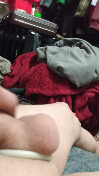 Sexy ass couple: La fidanzata sexy si butta giù!