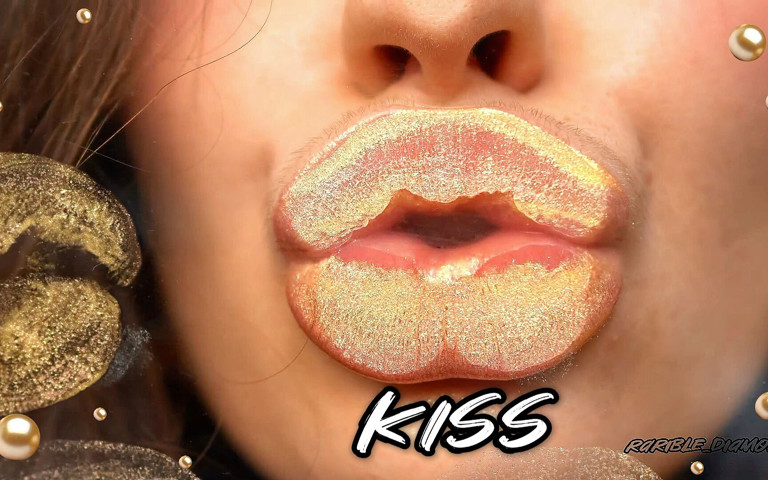 Extremely Shiny Metallic Golden Kiss Close up (Rarible Diamond) Extremely Shiny Metallic Golden Kiss Close up (Rarible Diamond)