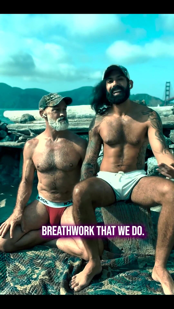 Tantric Fitness: Aku sama pacarku di pantai