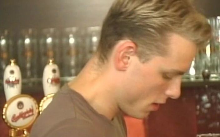 Gay 90's Vintage Porn: Dotados disfrutando del juego oral # 2