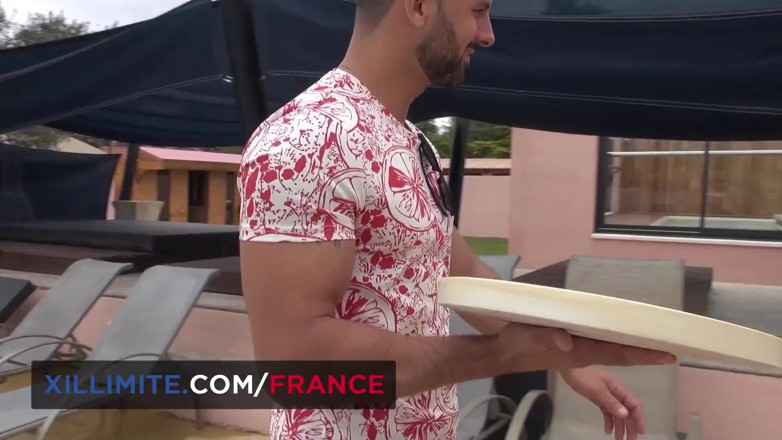 Made In France: Seks anal dengan wanita dewasa tetek besar