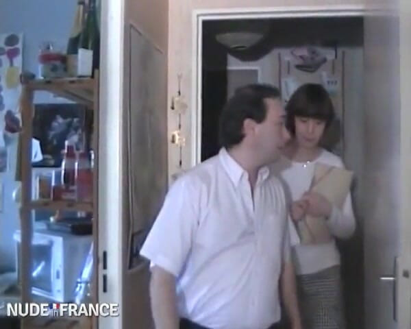 Nude in France: Morena madura peluda en medias obtiene su culo apretado follado...