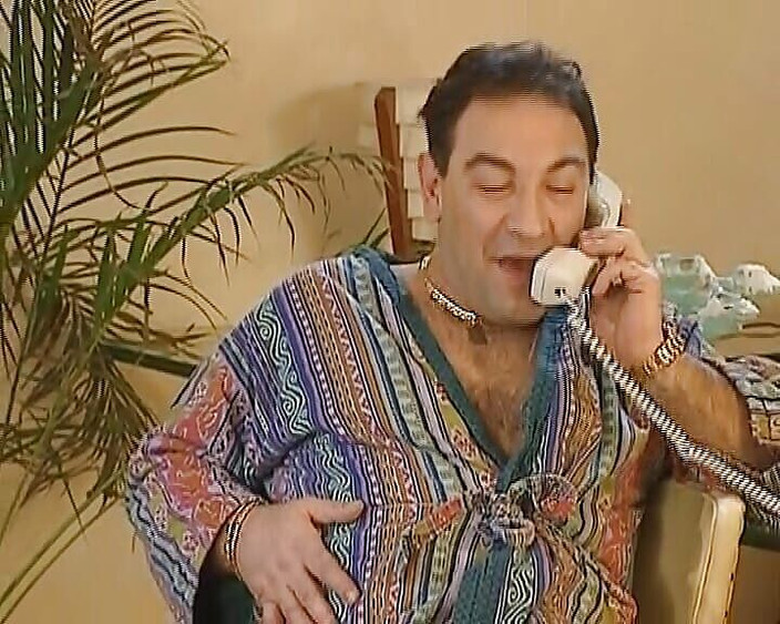 Porno kino: Cewek seksi jerman rambut pirang dientot habis-habisan sama kontol besar...