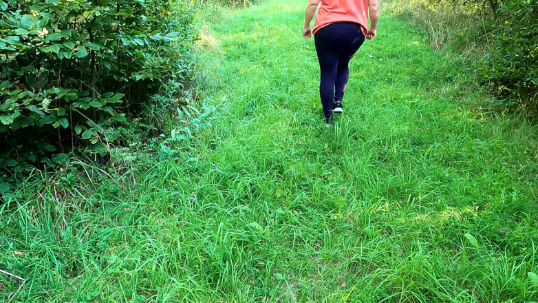 Bouncy Tits Action: Clamps on Nipples and Whipping Her Tits in the Woods