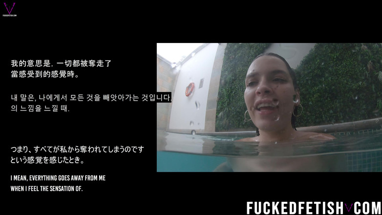 Fucked fetish: Jessica Bunny水下浪漫口交震动棒阴户