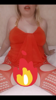 Tip to See Uncensored Opened Pussy
