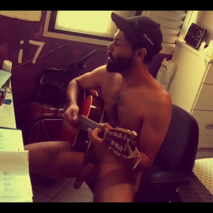 i7Bernard: Guitare n ° 03
