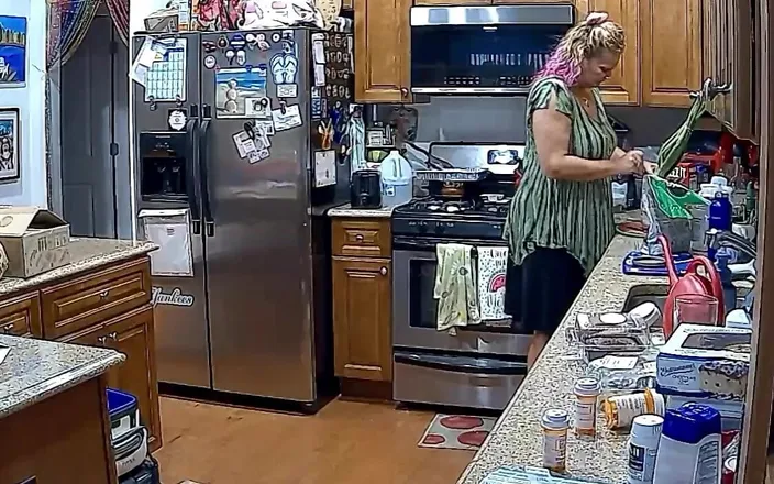 Dominator13: Blonde Masturbates Her Slutty Cunt While Cooking