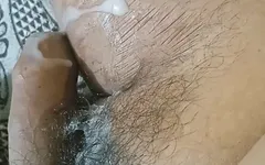 लड़का हस्तमैथुन कर रहा है भूमि हिला सौतेला बेटा सेक्सी अश्लील वीडियो बॉय हस्तमैथुन कर रहा है भूमि हिला सौतेले बेटे ने सेक्सी अश्लील वेब निकाल दिया
