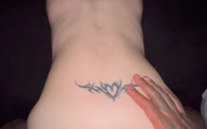 LuluLemons000: Esposa caliente amateur compartida con polla negra dijo solo la...