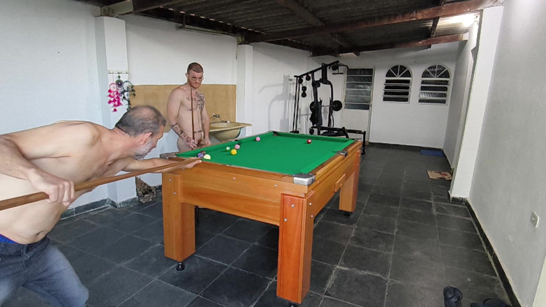 carmonaoficial: The Carmonas Playing, Who Lost the Bet?