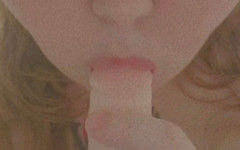 KarmaHasEyes: あなたのチンポをしゃぶらせてください!