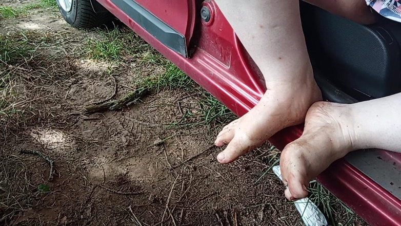 tammara big: Dirty Feet