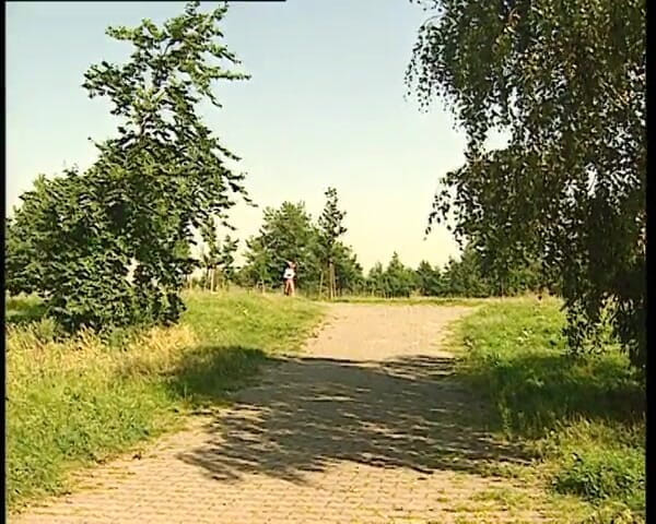 YOUR FIRST PORN: Heimgeschichte mit Rebeca auf deutschen straßen angesprochen