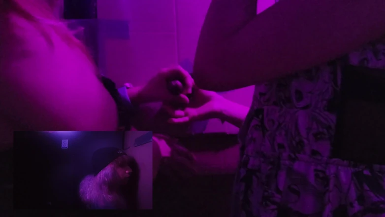 The naughty transgirls: 与我的朋友的寻欢洞