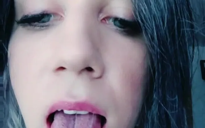 Anna Rios: Wanna Touch My Tongue