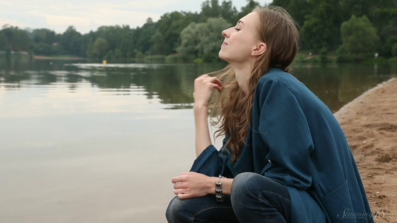 Stunning18: Ballerina di Katil