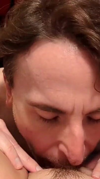 Paroháč mohl najíst sexy manželku před rande