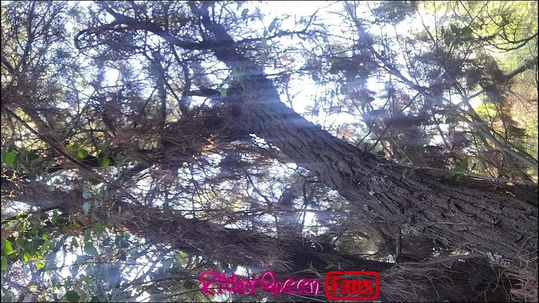 Riderqueen BBW Step Mom Latina Ebony: Riderqueen Alone на відкритому повітрі