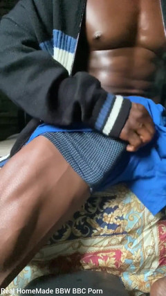 Big black cock BBCee: Strök min stora svarta kuk kastade mina boxers shorts