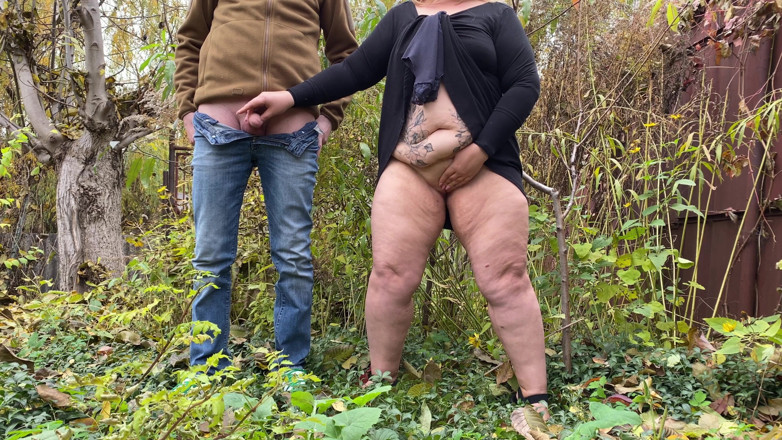 OurFetishLife: Amateur couple mutual pissing