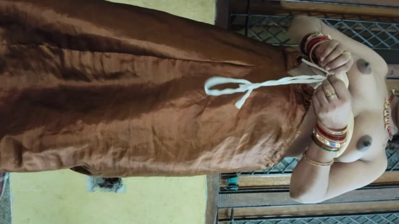 Desisexycpl123: Priya bhabhi đụ cậu bé hee nighbour