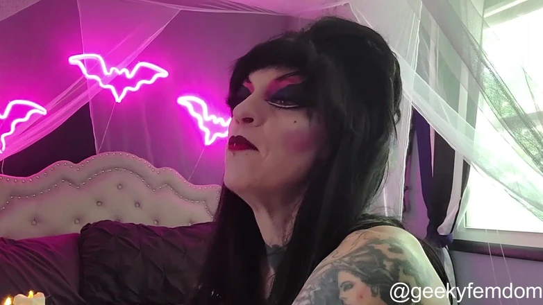 Geeky Femdom: Elvira bộ sưu tập đồi trụy