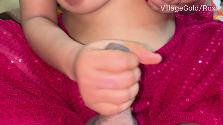 Roxx: W Czerwonym Sari pieprzył cipkę swojej szwagierki i wyjął nasienie.