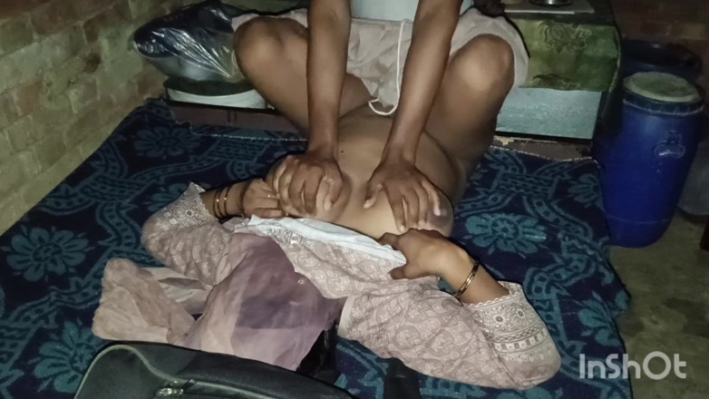 Bhabhi UP: Desi India Hot Bhabhi Delhi Girl