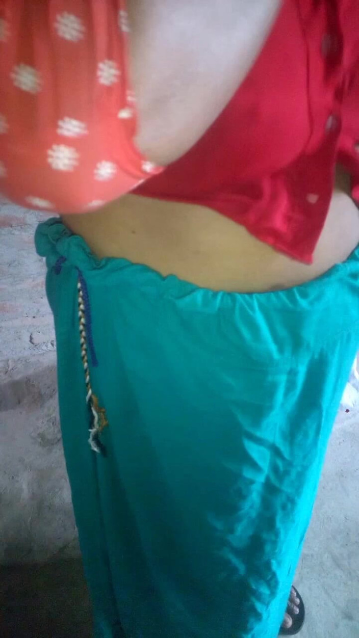 Sadia vabi: Dress Chencr