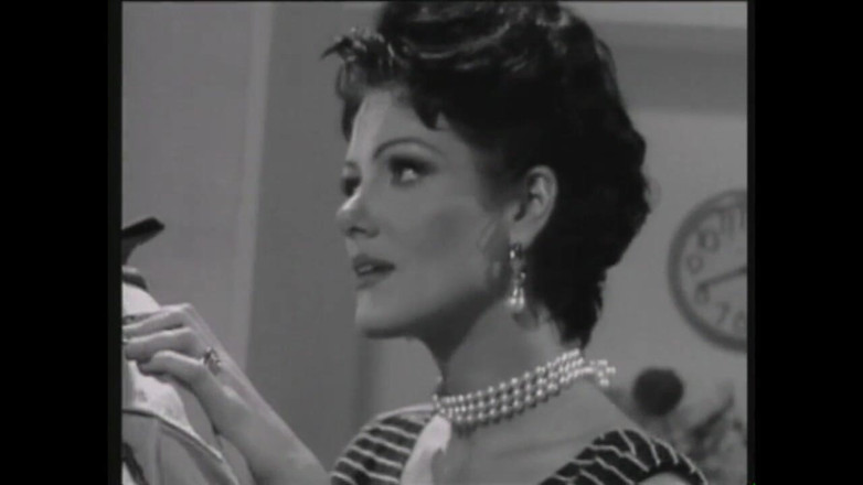 Muschi movie official: Porno vintage con fighe pelose e grossi cazzi maturi