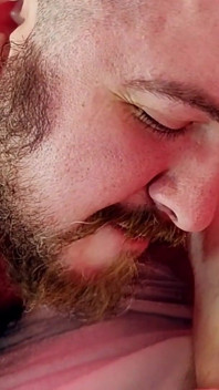 Trans medvěd vylížený sexy kundičkou