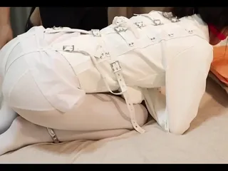순진한 백마 간호사