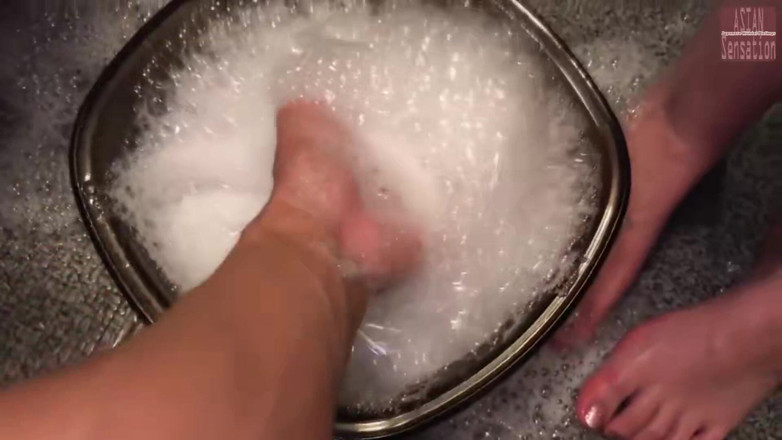 J Hentai Matings: Hostess X Private Shoot - un bacșiș generos de la un...