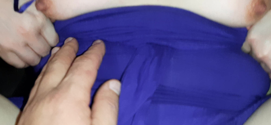 Vik_All: Ya Tuhan! Bos, zakar awak sangat tebal, ia membuatkan pepek...