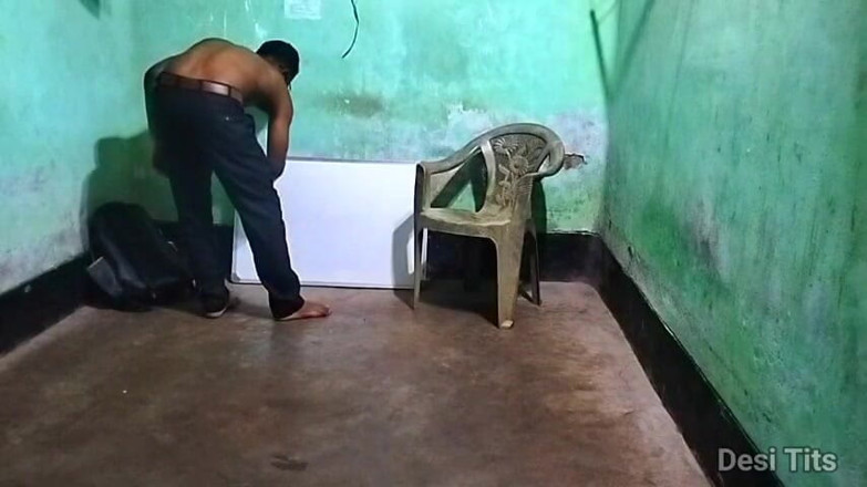 Desi Tits: Indian Teacher Flex Her Cock After Class All Students Watching...