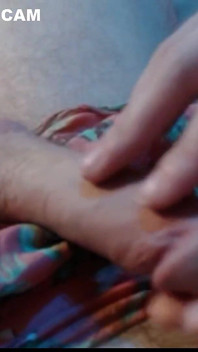 Orta Yaşlı Seksi Kadın Komşu Deneyimsiz Havuz Çocuğunu Baştan Çıkarıyor