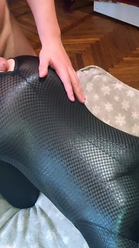 Stepsister gav att knulla sig själv i anal