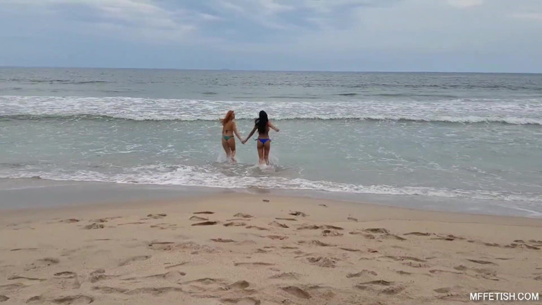 Sapphic Latinas: Besos de los ángeles