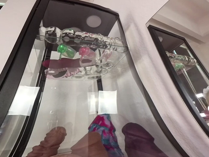 Sissy Adventures VR: Chantal, femme de ménage tapette personnelle - partie 1
