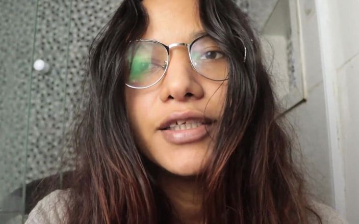 Michelle sex hard: Anne Michelle folosind un dop anal