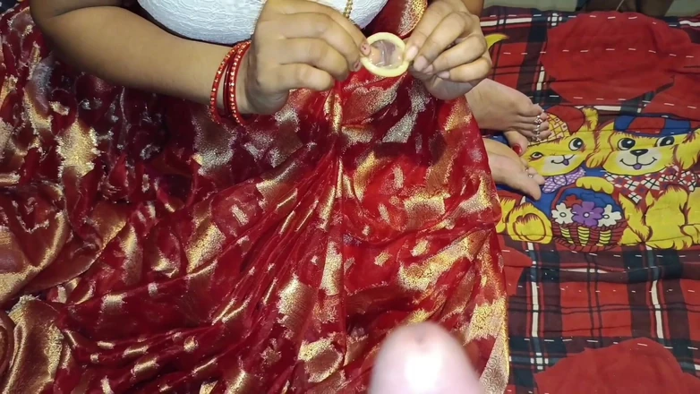 Lalita Singh: Desi Married Cauple Night Honeymoon Full Masti Video