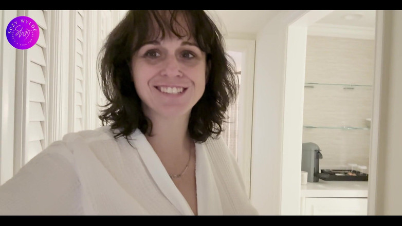 Suzy Wylde: Peep Suzy Wylde's Birthday Surprise!